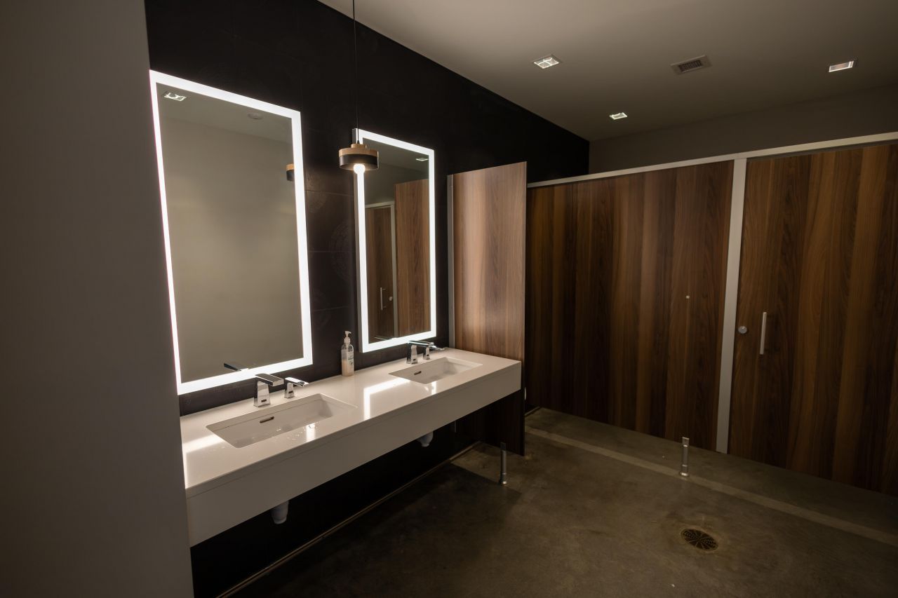 4289 Spruill Avenue Photo 13