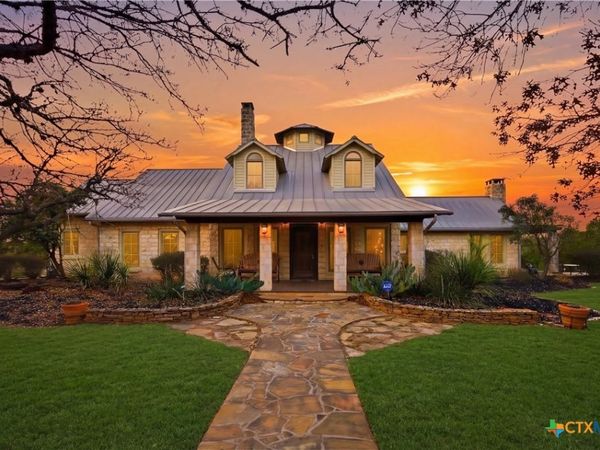 597 Krause Road , Pipe Creek, TX 78063