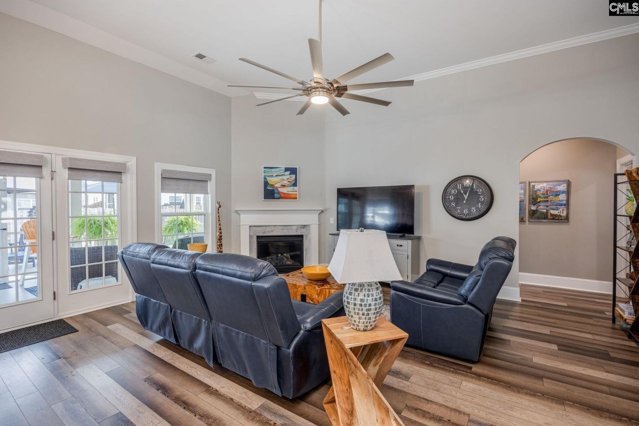 820 Dutchmaster Drive  Photo 10