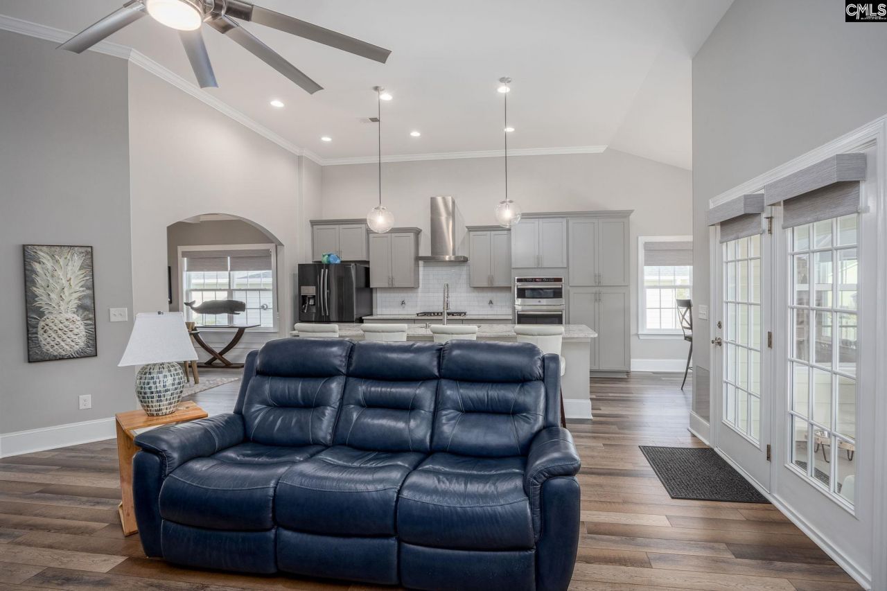 820 Dutchmaster Drive  Photo 15