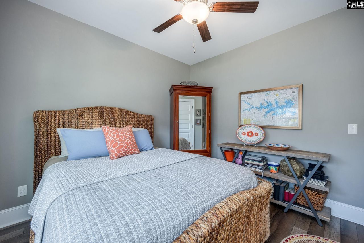 820 Dutchmaster Drive  Photo 32