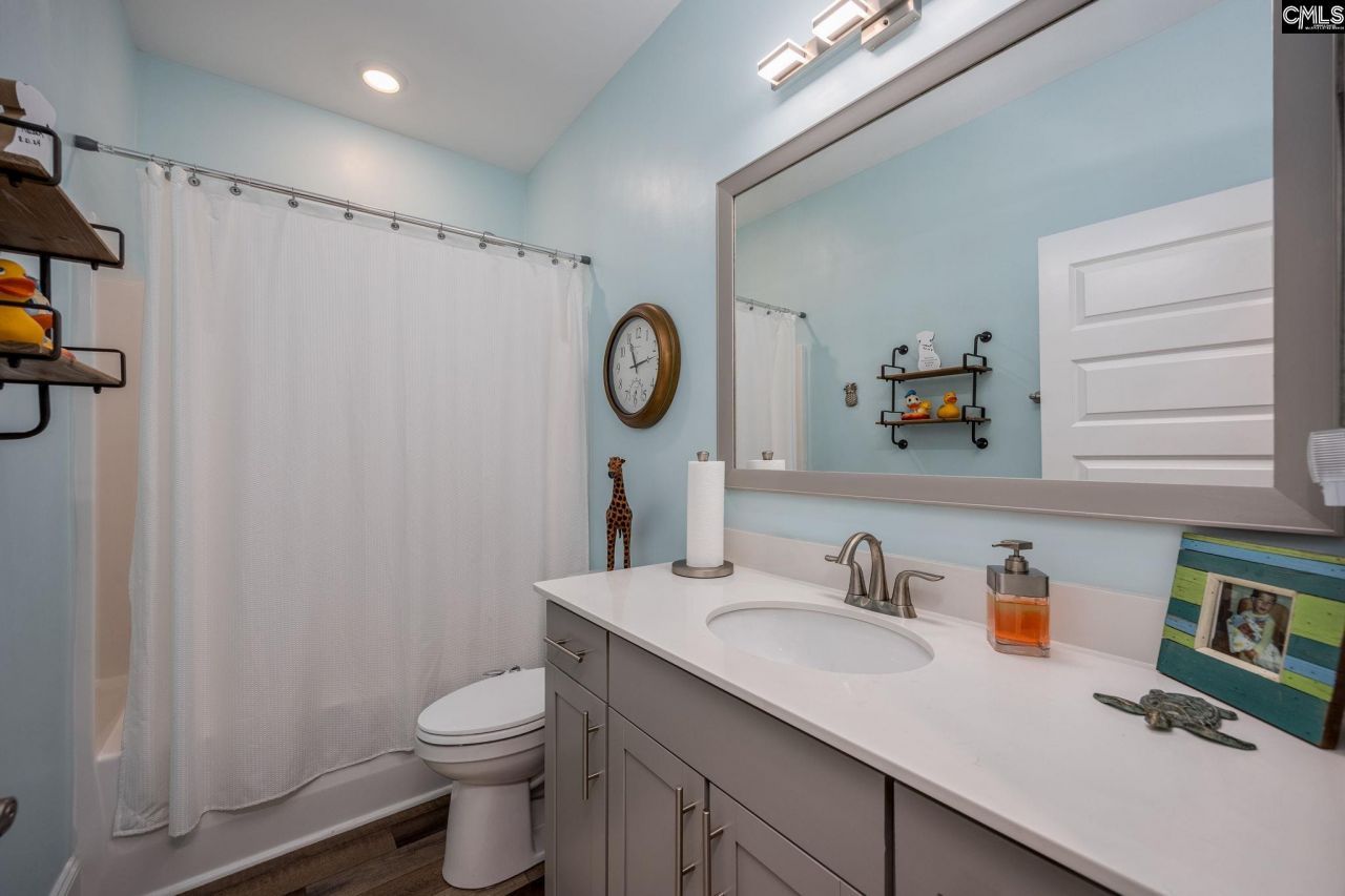 820 Dutchmaster Drive  Photo 34