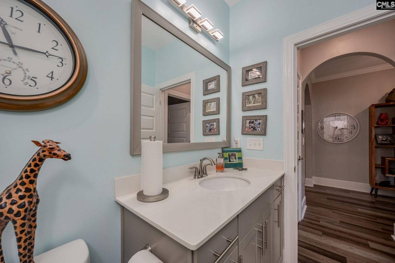 820 Dutchmaster Drive  Photo 35