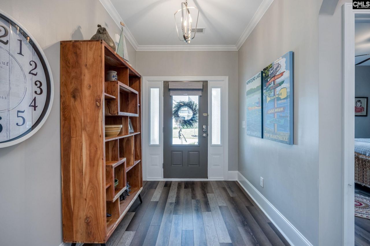 820 Dutchmaster Drive  Photo 5