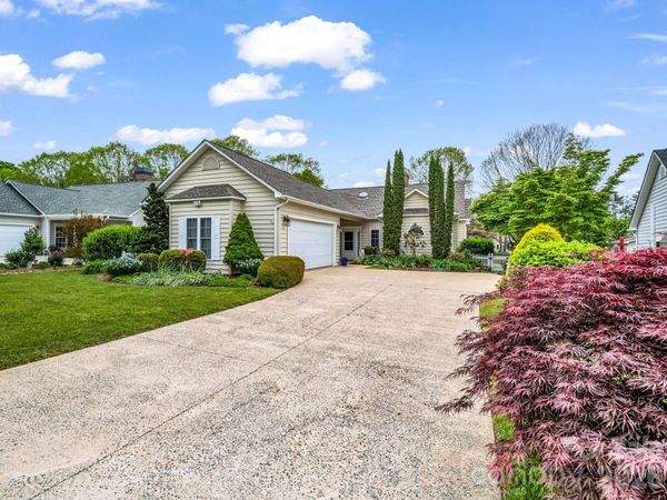 276 Cambridge Drive, Brevard, NC 28712