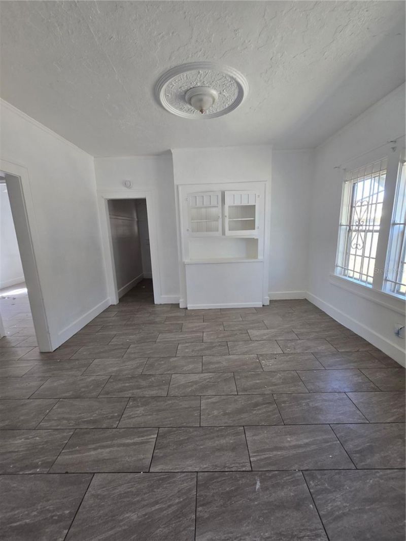 2001 11th Street S, Saint Petersburg, FL 33705 Photo