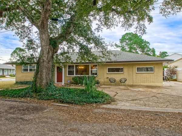 56 N PARK Place , New Orleans, LA 70124