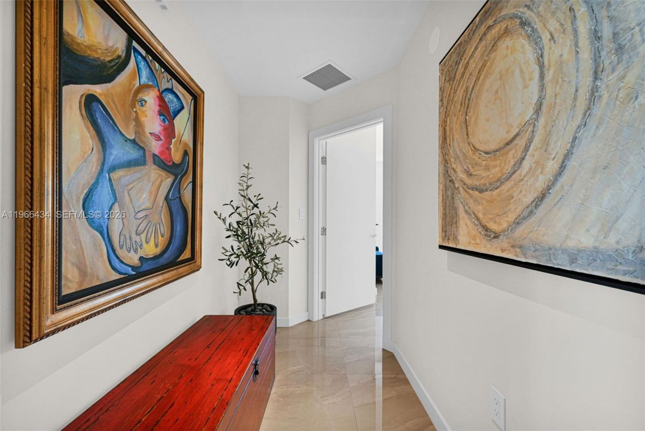 1900 SE 2nd St, Unit 301, Deerfield Beach, FL 33441 Photo