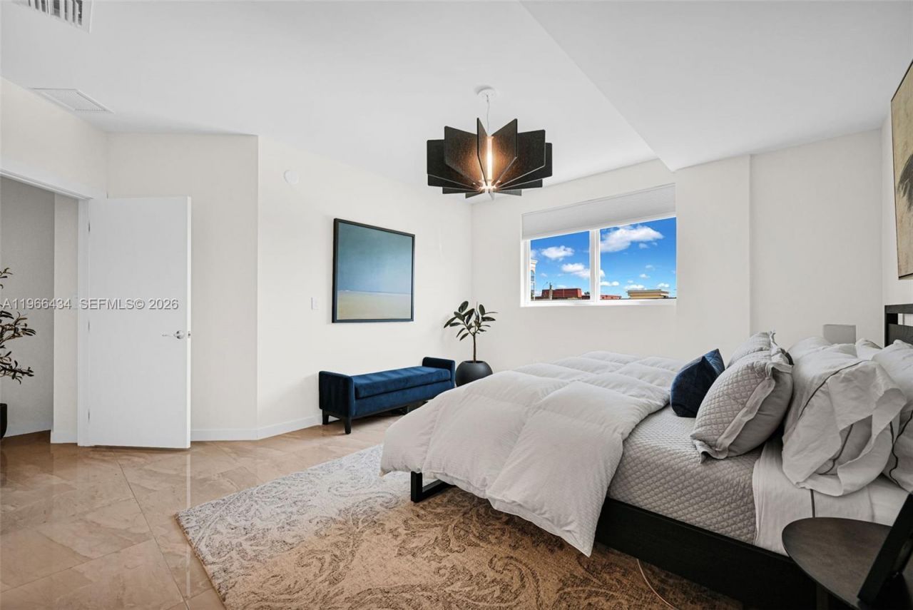 1900 SE 2nd St, Unit 301, Deerfield Beach, FL 33441 Photo