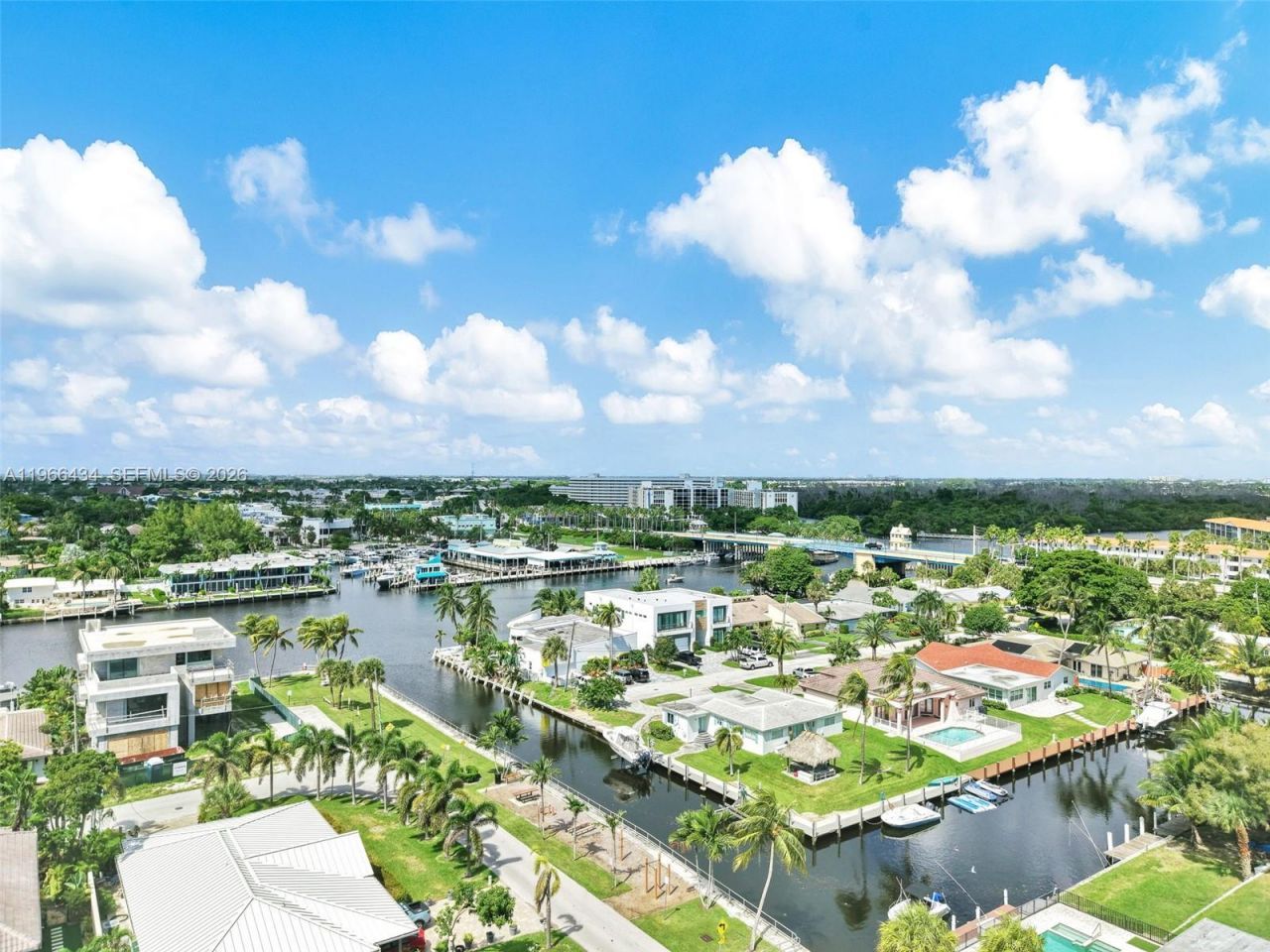 1900 SE 2nd St, Unit 301, Deerfield Beach, FL 33441 Photo