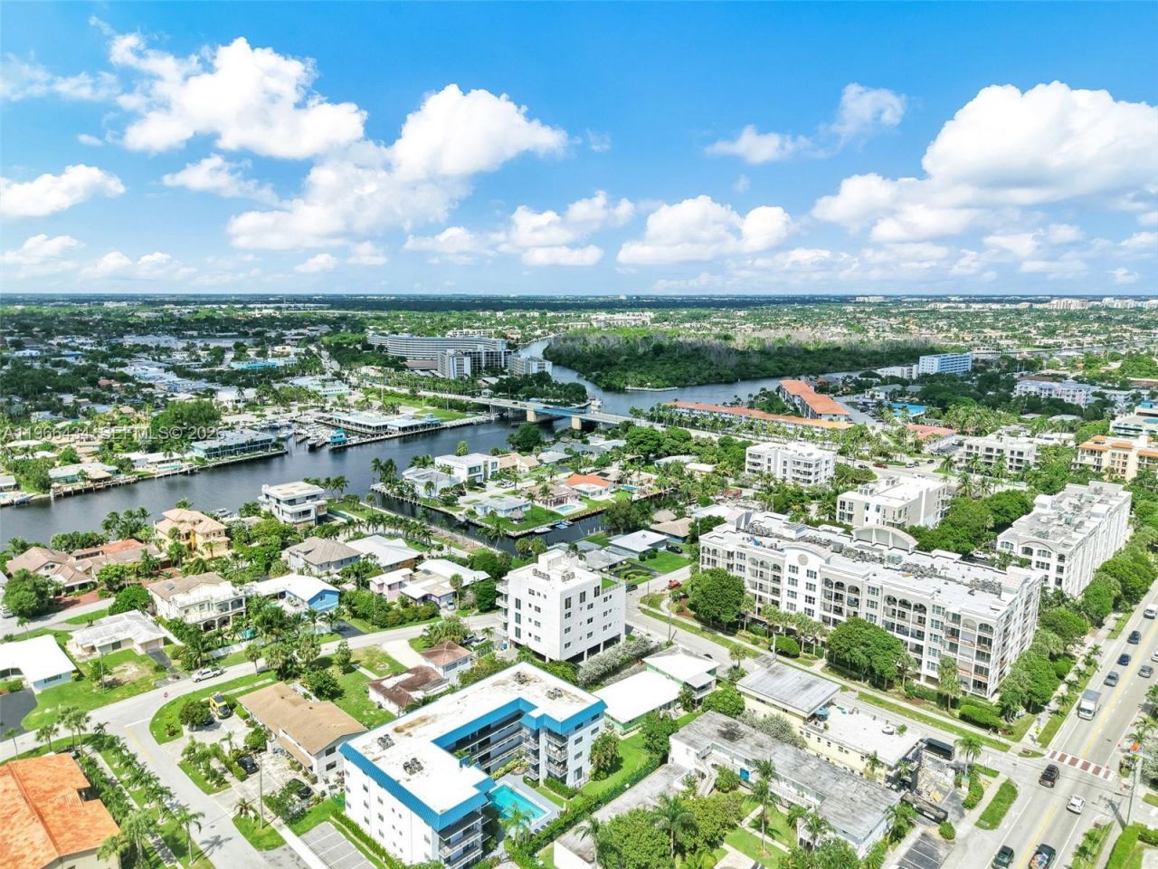 1900 SE 2nd St, Unit 301, Deerfield Beach, FL 33441 Photo