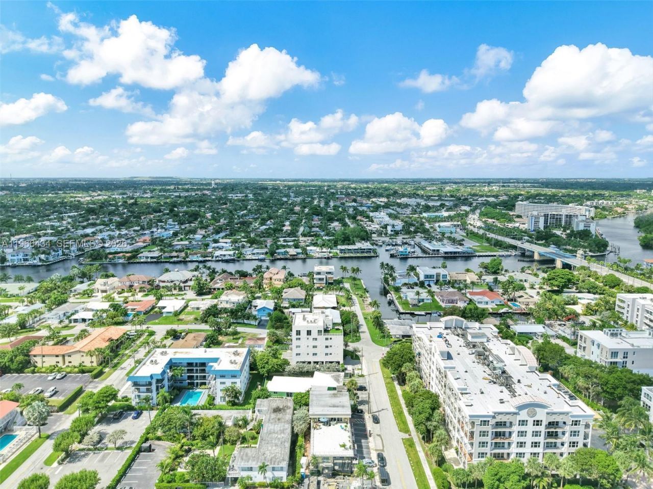 1900 SE 2nd St, Unit 301, Deerfield Beach, FL 33441 Photo