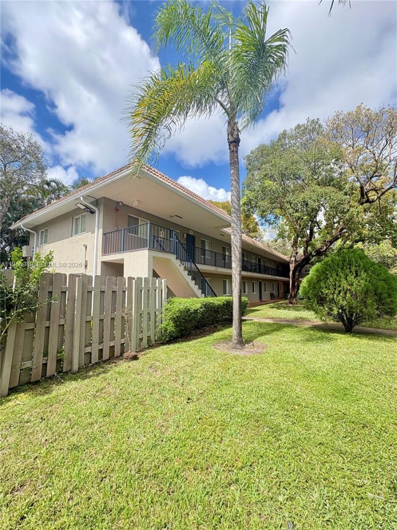 1111 SW 4th St, Fort Lauderdale, FL 33312 Photo