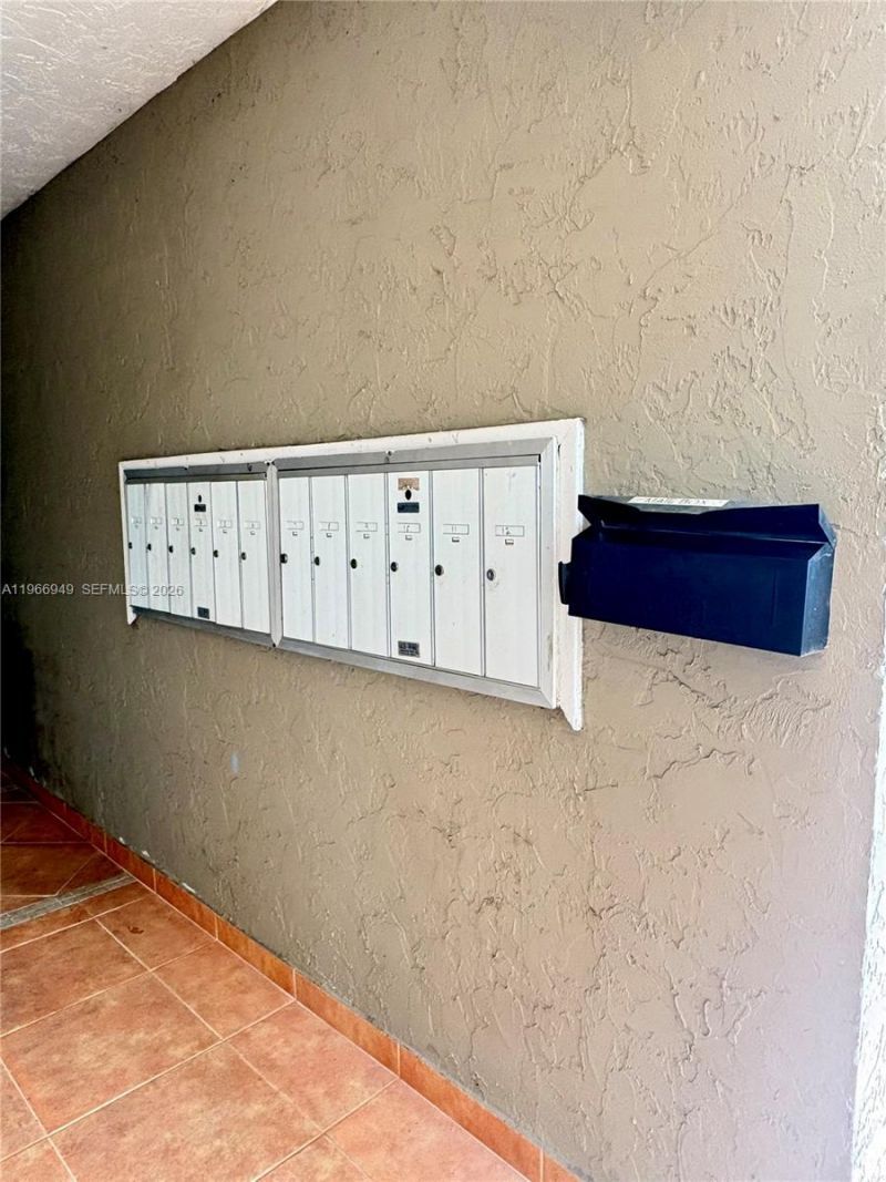 1111 SW 4th St, Fort Lauderdale, FL 33312 Photo