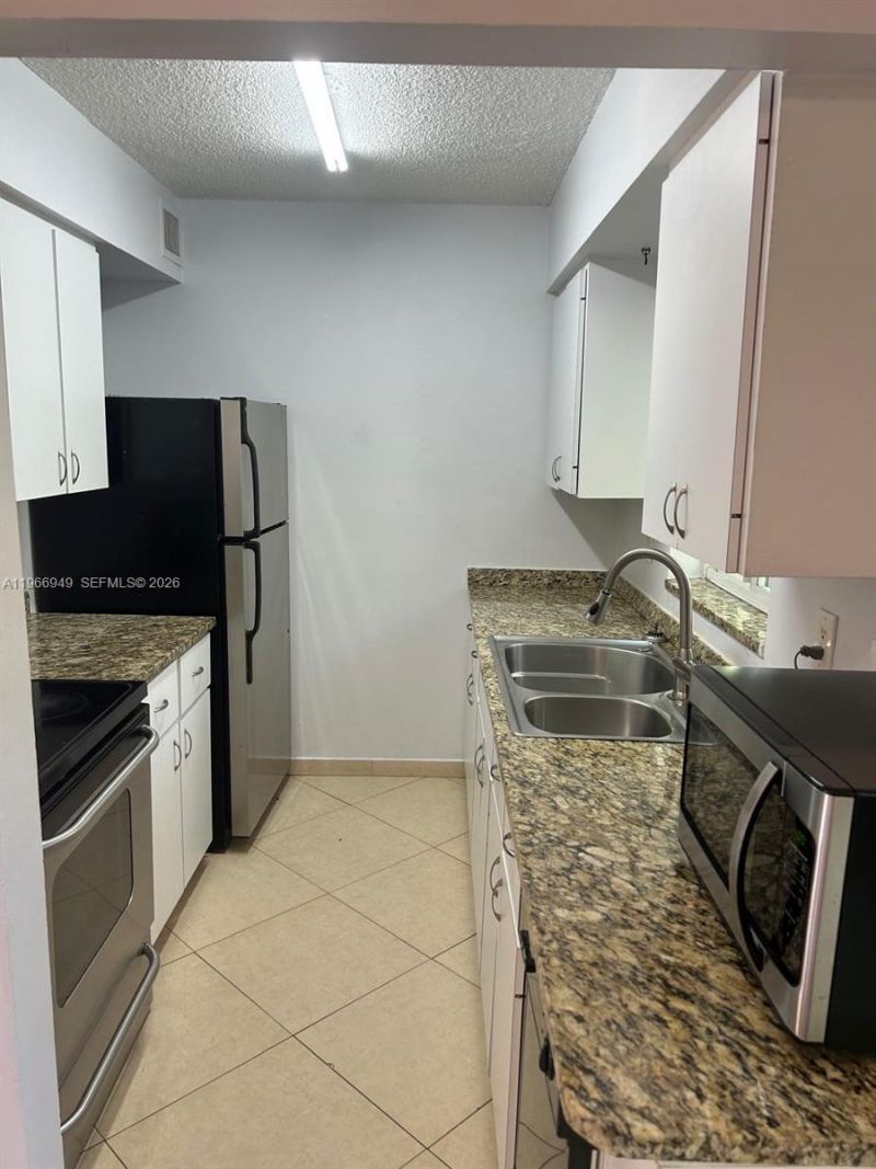 1111 SW 4th St, Fort Lauderdale, FL 33312 Photo