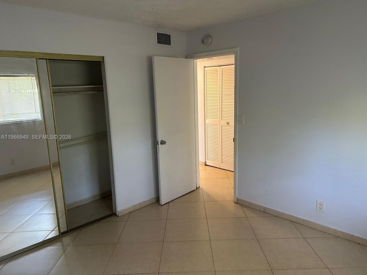 1111 SW 4th St, Fort Lauderdale, FL 33312 Photo