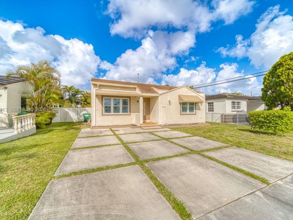 3930 SW 68th Ave , Miami, FL 33155