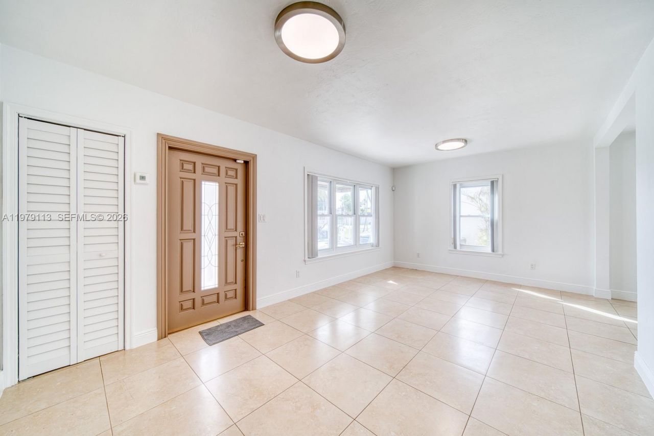 3930 SW 68th Ave, Miami, FL 33155 Photo