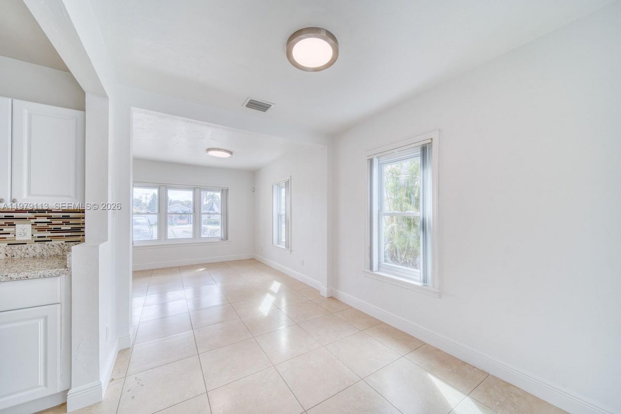 3930 SW 68th Ave, Miami, FL 33155 Photo