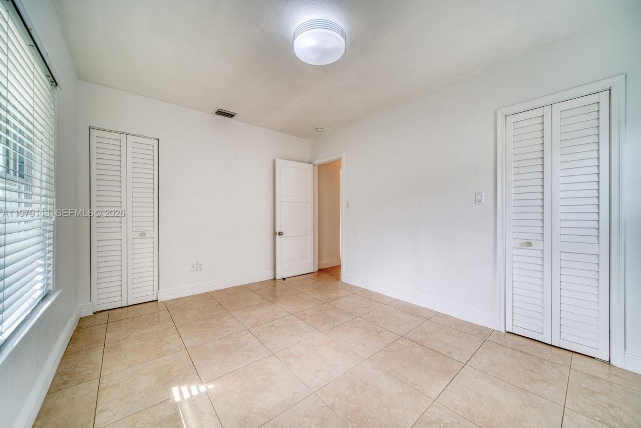 3930 SW 68th Ave, Miami, FL 33155 Photo