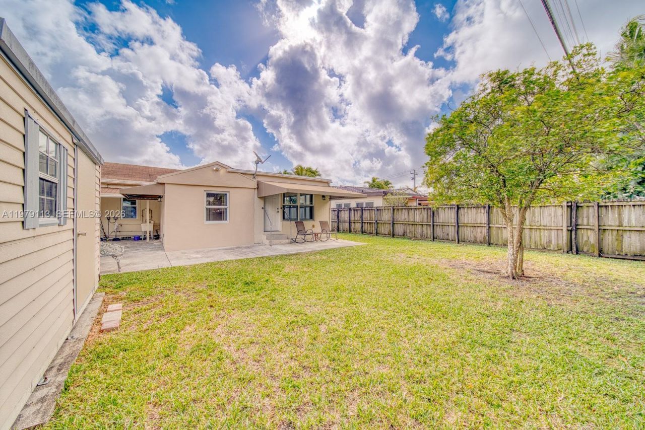 3930 SW 68th Ave, Miami, FL 33155 Photo