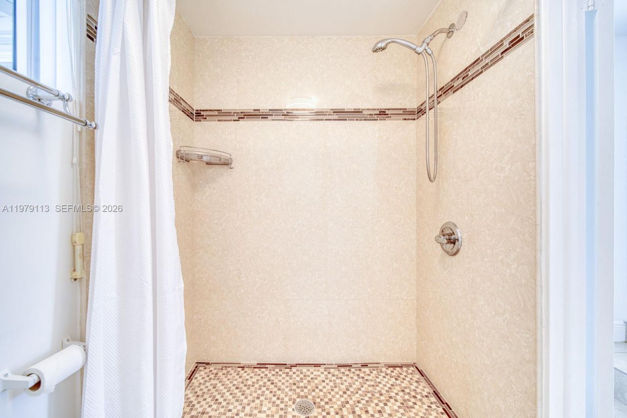 3930 SW 68th Ave, Miami, FL 33155 Photo