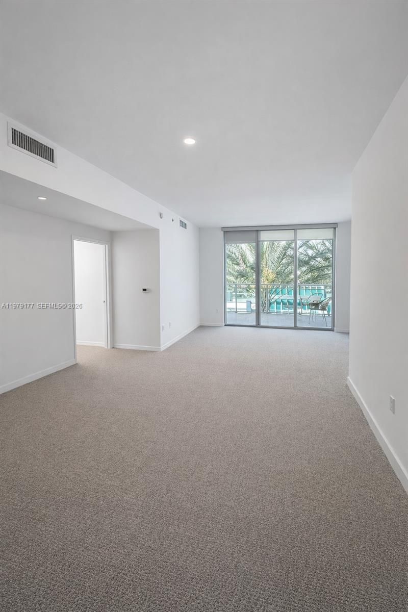 950 Brickell Bay Dr, Unit 301, Miami, FL 33131 Photo