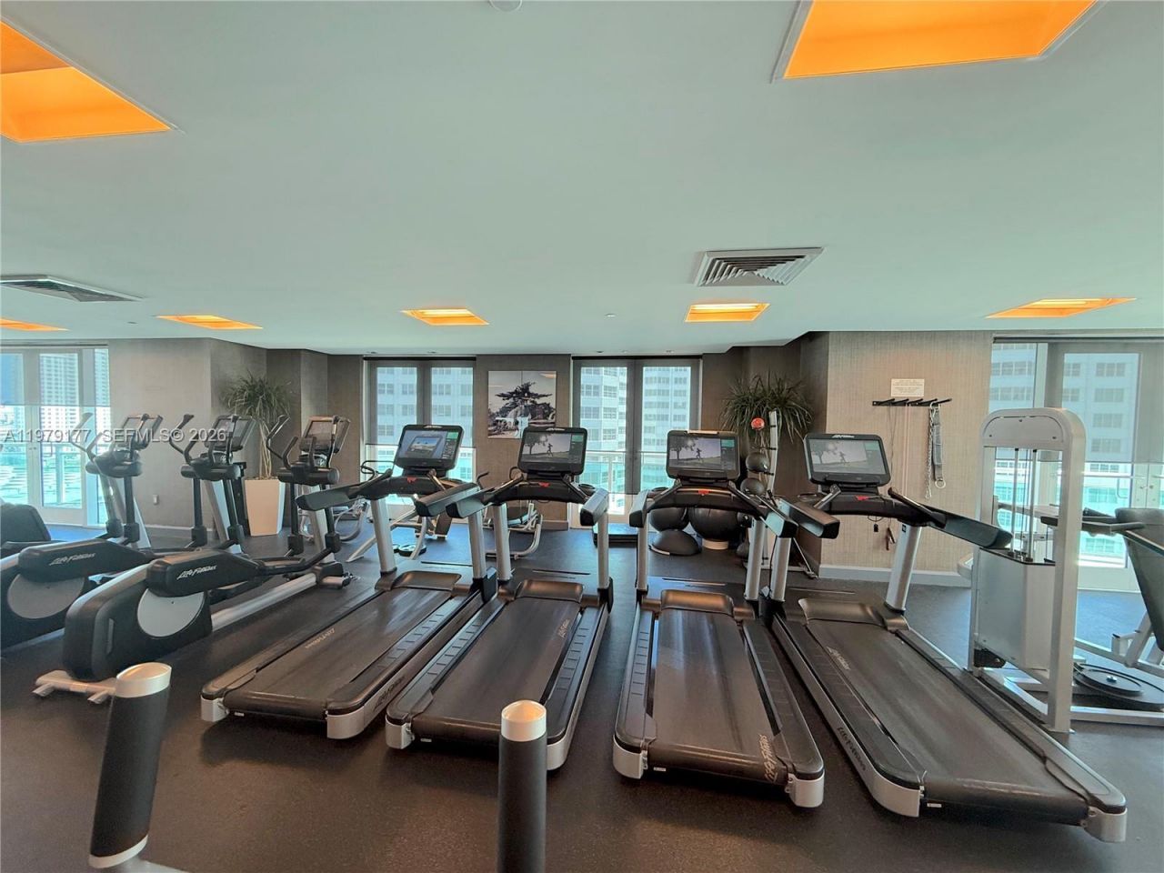 950 Brickell Bay Dr, Unit 301, Miami, FL 33131 Photo