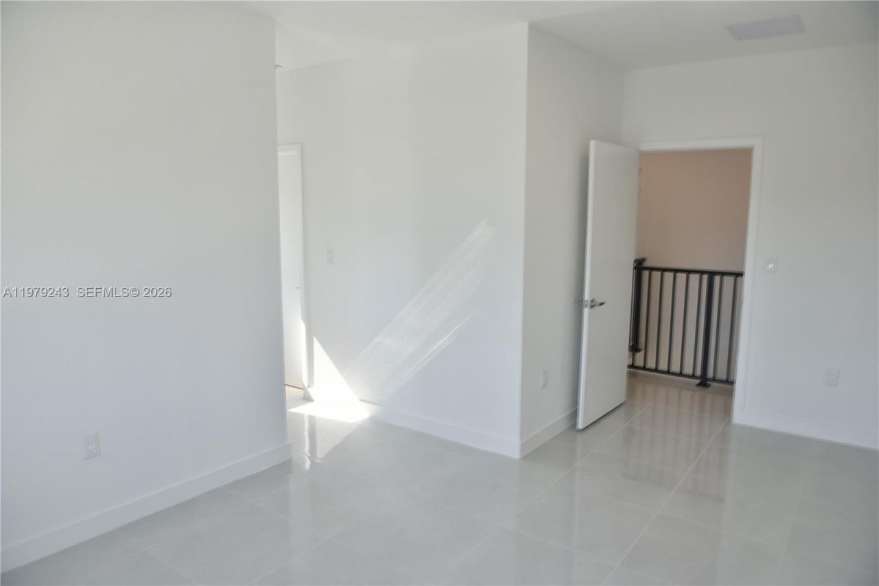 1179 NW 1st St , Florida City, FL 33034 Photo