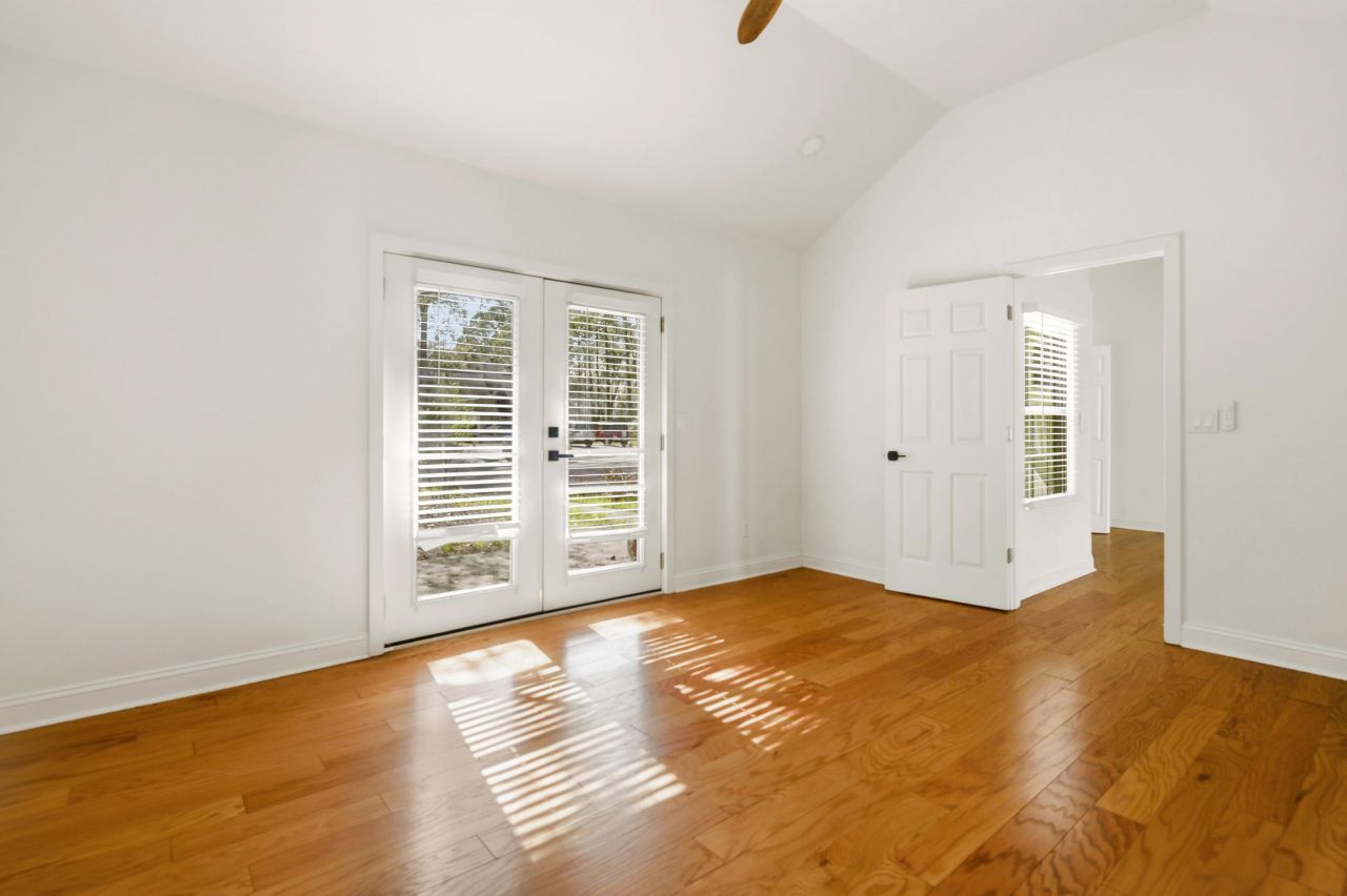 1127 Snap Dragon Court Photo 14