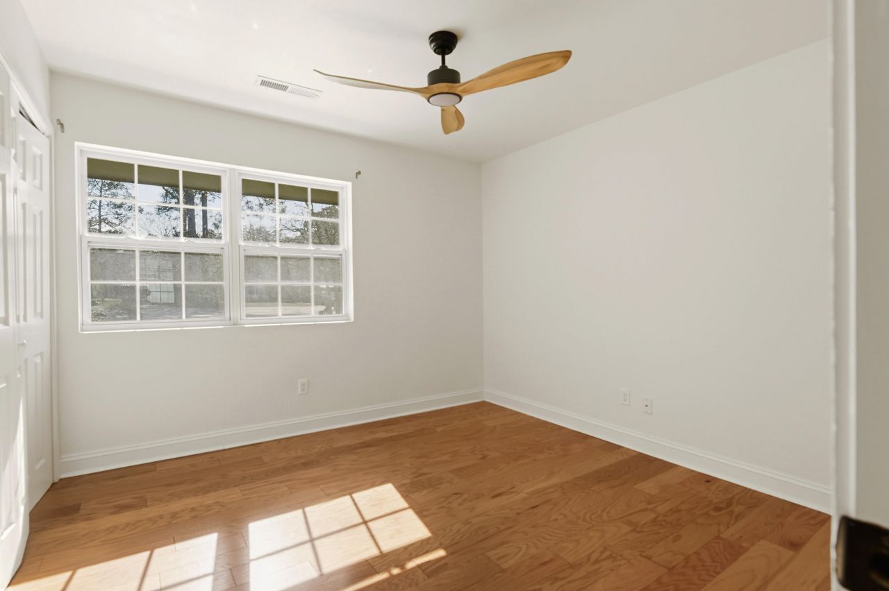 1127 Snap Dragon Court Photo 18