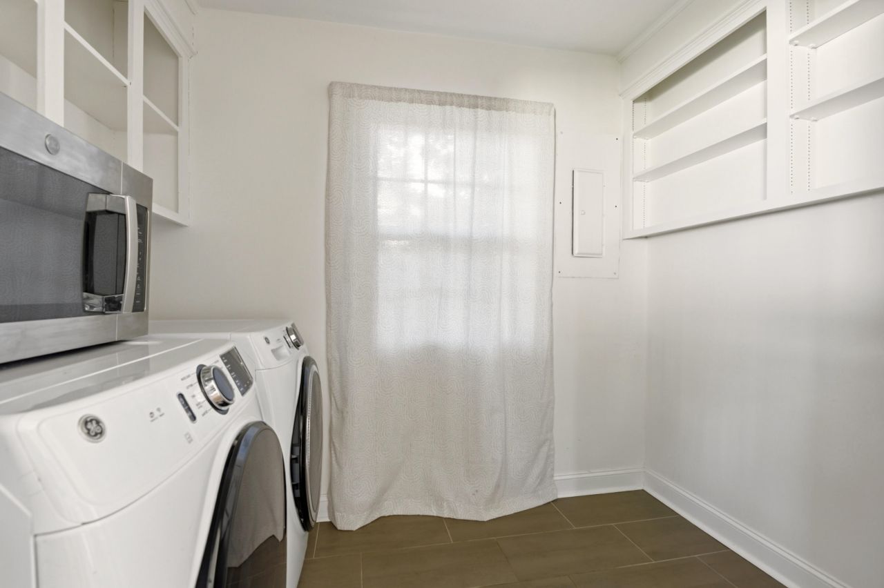 1127 Snap Dragon Court Photo 25