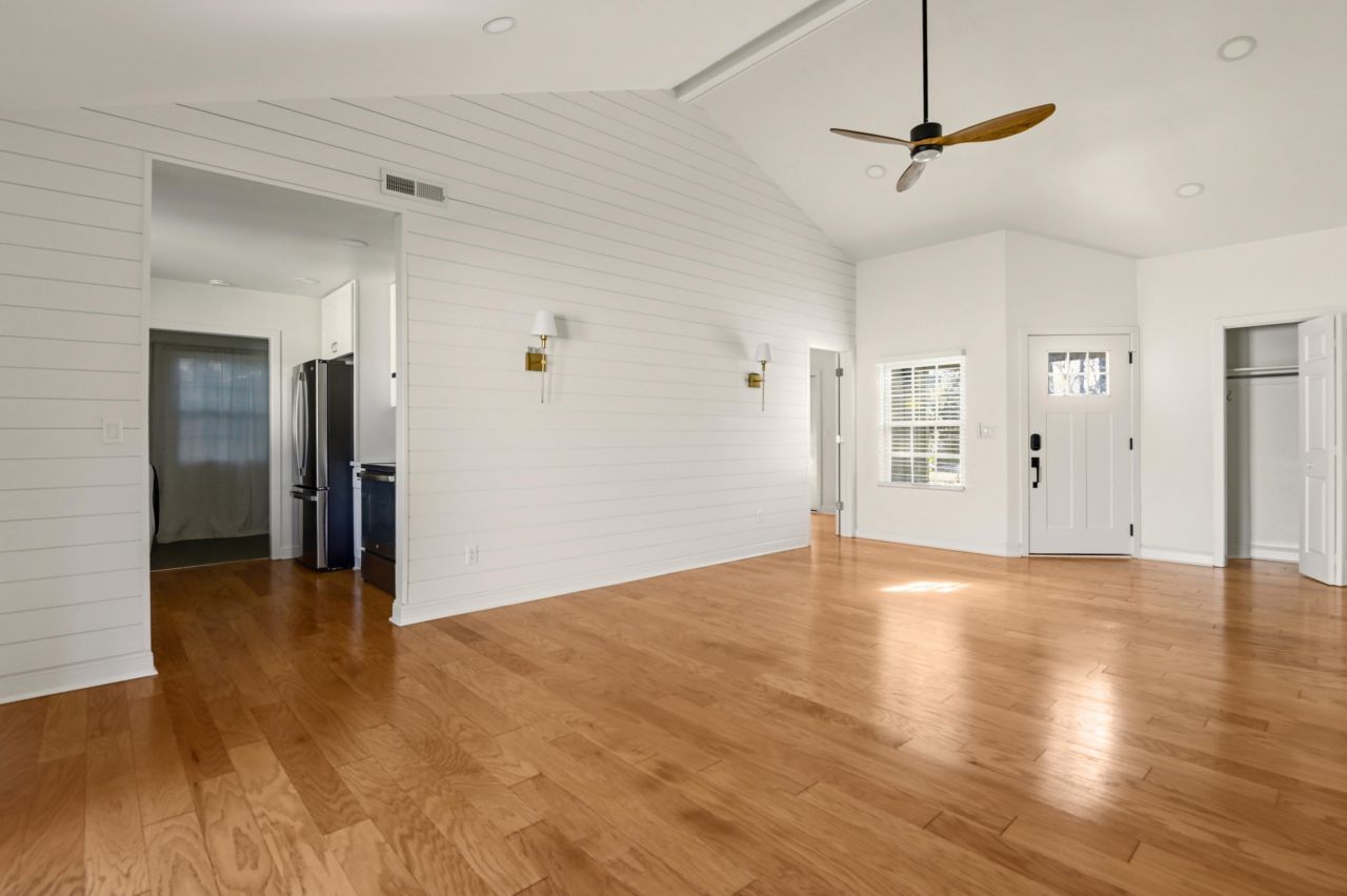 1127 Snap Dragon Court Photo 4