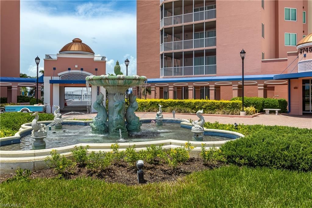 2745 1st St, Unit 603, Fort Myers, FL 33916 Photo