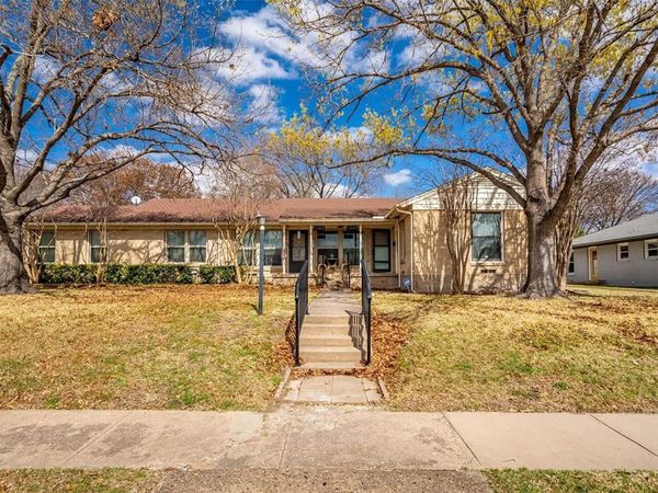 1747 Mariposa Drive, Dallas, TX 75228