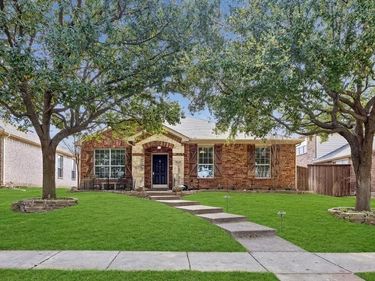 2335 Maserati Drive, Frisco, TX 75033