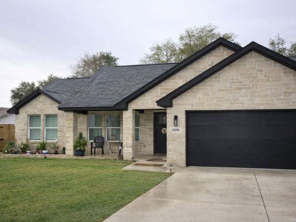 14910 Lytle Somerset, Lytle, TX 78052