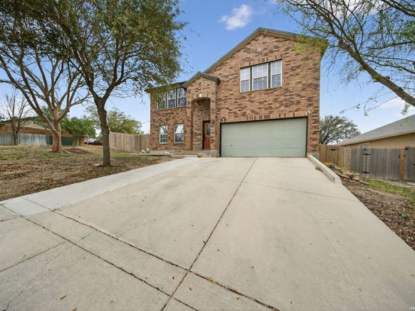 5001 Whisper Cv, Schertz, TX 78154