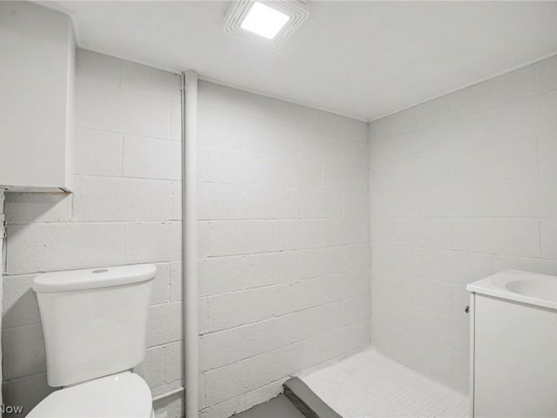 312 Montrose Avenue NW, Canton, OH 44708 Photo 15