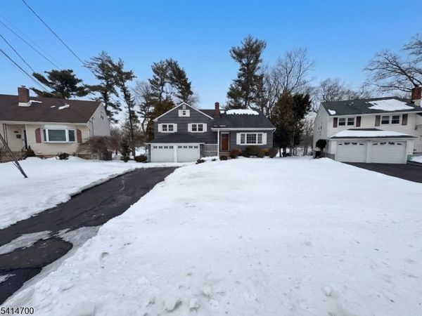 78 Parkside Rd, Plainfield, NJ 07060