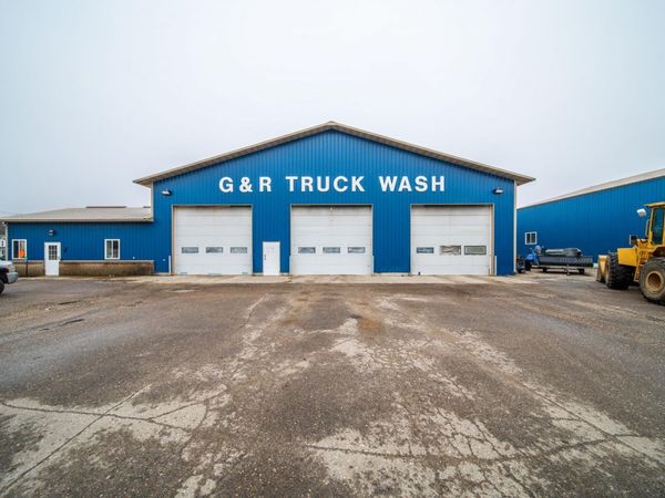 501 11th Street NE, Austin, MN 55912