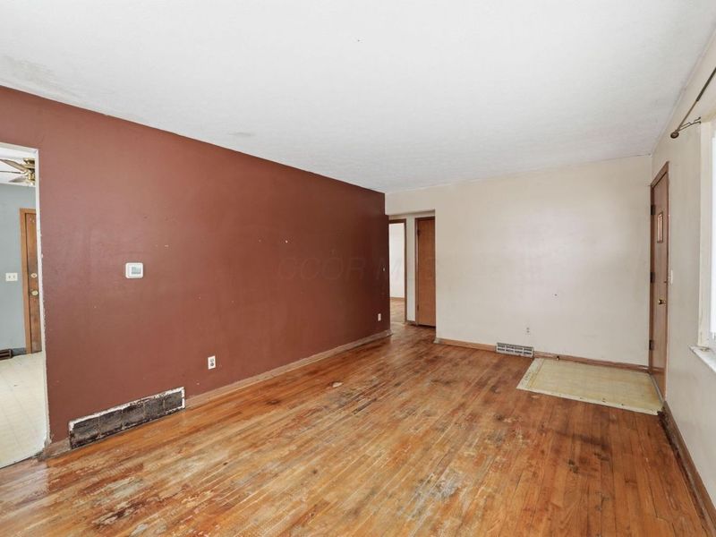 1175-1177 Mccarley Drive S, Columbus, OH 43228 Photo 12