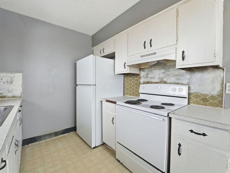 1175-1177 Mccarley Drive S, Columbus, OH 43228 Photo 17