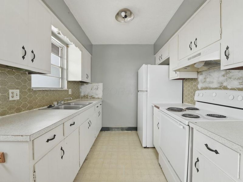 1175-1177 Mccarley Drive S, Columbus, OH 43228 Photo 18