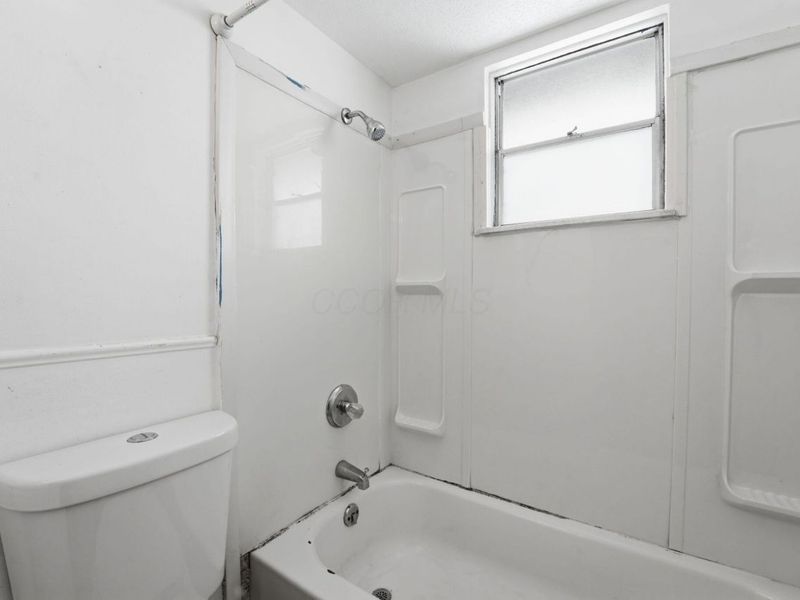 1175-1177 Mccarley Drive S, Columbus, OH 43228 Photo 23