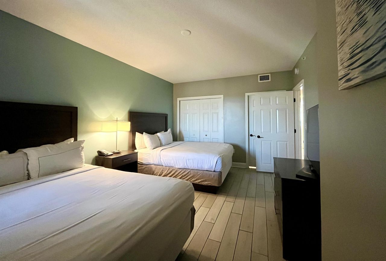 2600 N Ocean Blvd.  Photo 20