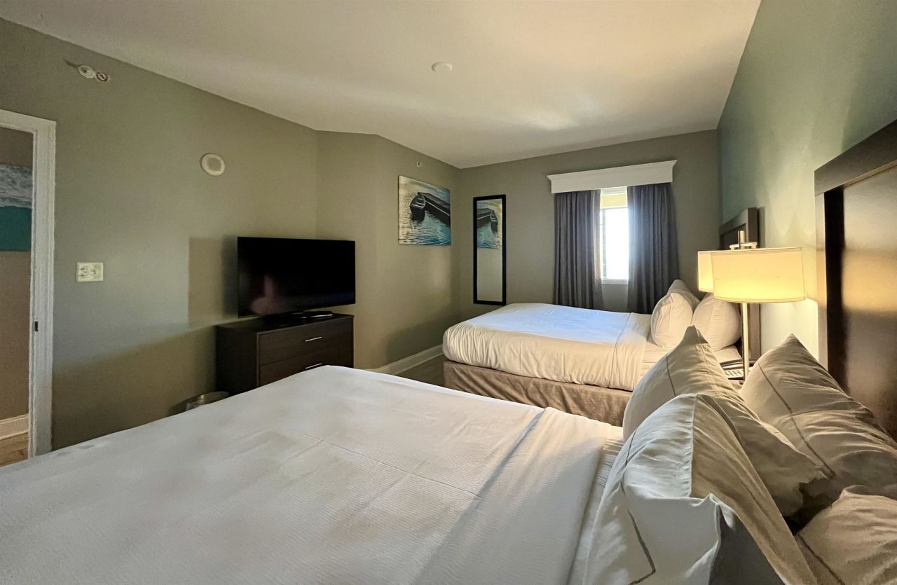 2600 N Ocean Blvd.  Photo 21