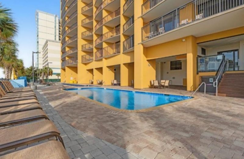 2600 N Ocean Blvd.  Photo 37