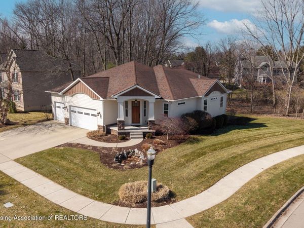 16950 Black Walnut Lane, East Lansing, MI 48823