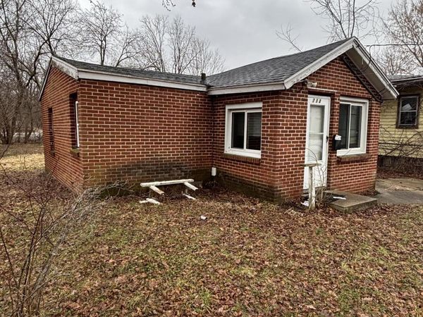 712 S Francis Avenue, Lansing, MI 48912